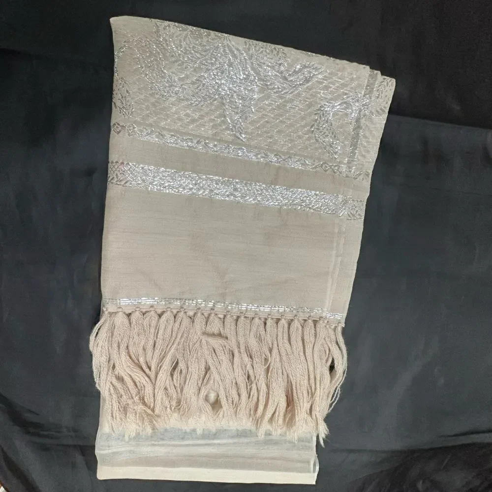 Stylish Vintage Silk Beige and Silver Floral Wrap Shawl Scarf Stole 66”x46”
